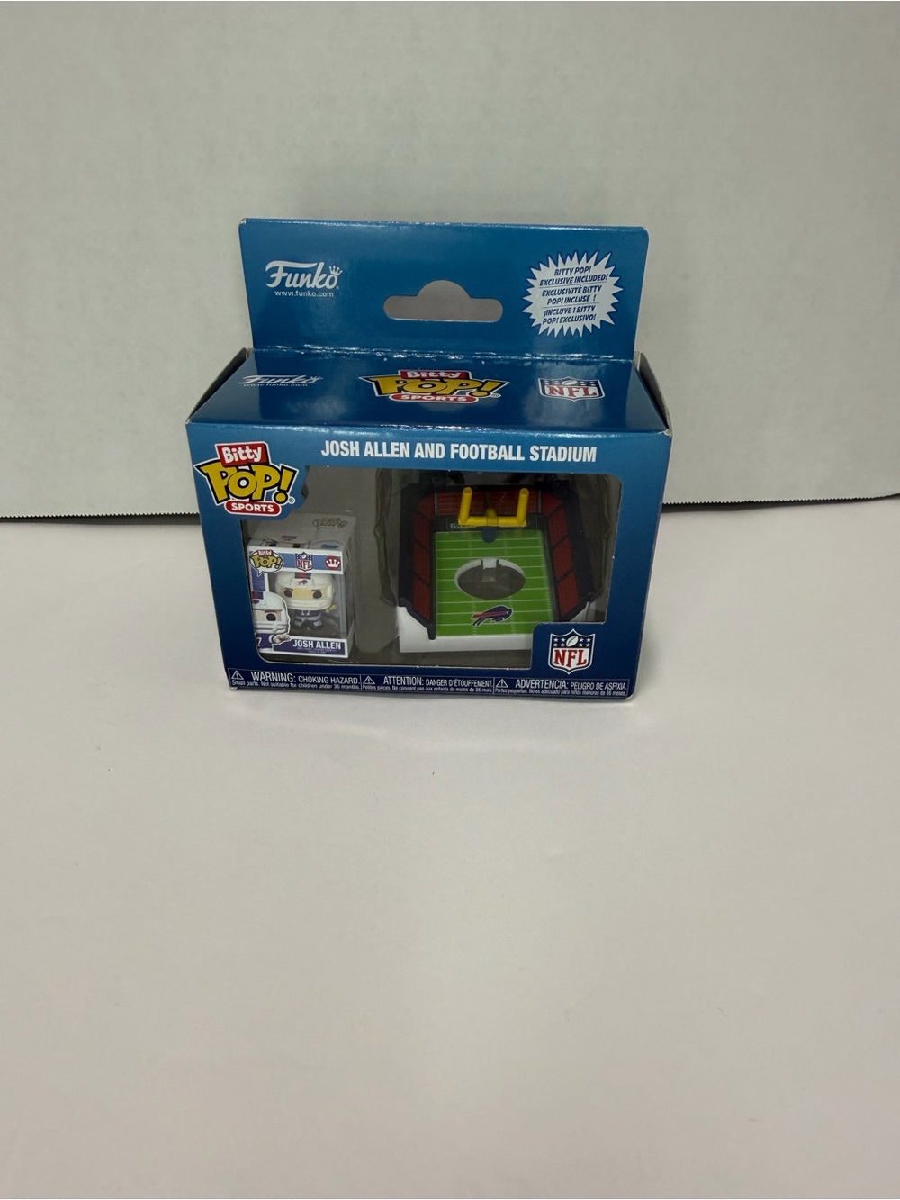 Funko Bitty Pop! Blue NFL Stadium & Mini Figure